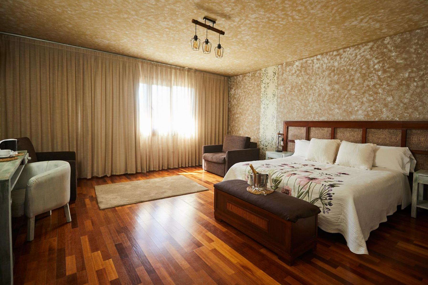 Hotel El Mirlo Blanco Candeleda Luaran gambar