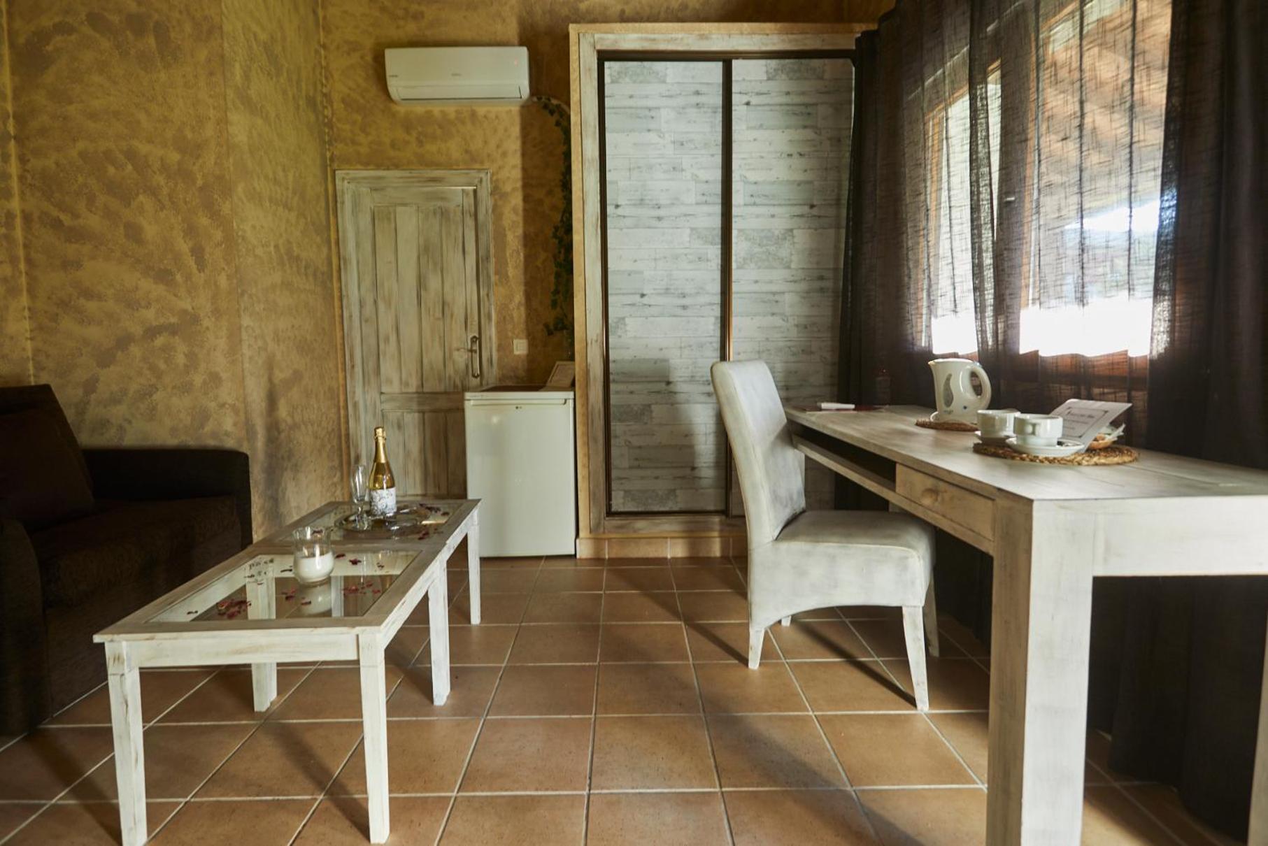 Hotel El Mirlo Blanco Candeleda Luaran gambar